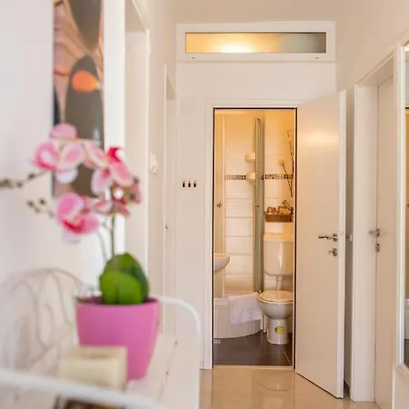 Apartman Piano *